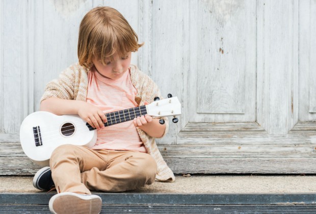 Instrumentos musicales caseros para niños