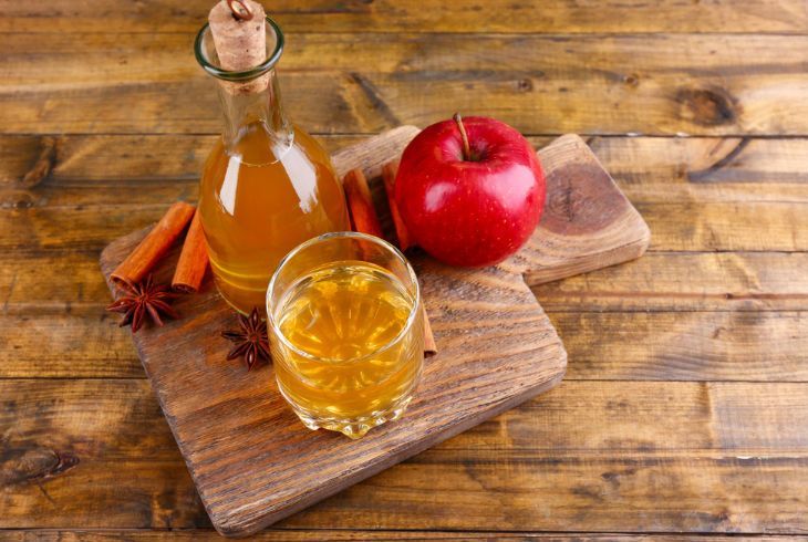 Cuida tu salud y belleza con vinagre de manzana