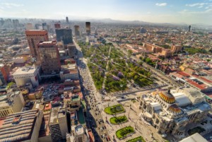 Transporte elevado en la Ciudad de México