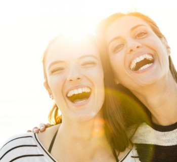 Reír te ayuda a tonificar tus músculos