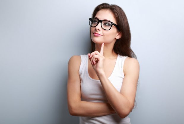 Los mejores consejos de belleza para las chicas que usan anteojos