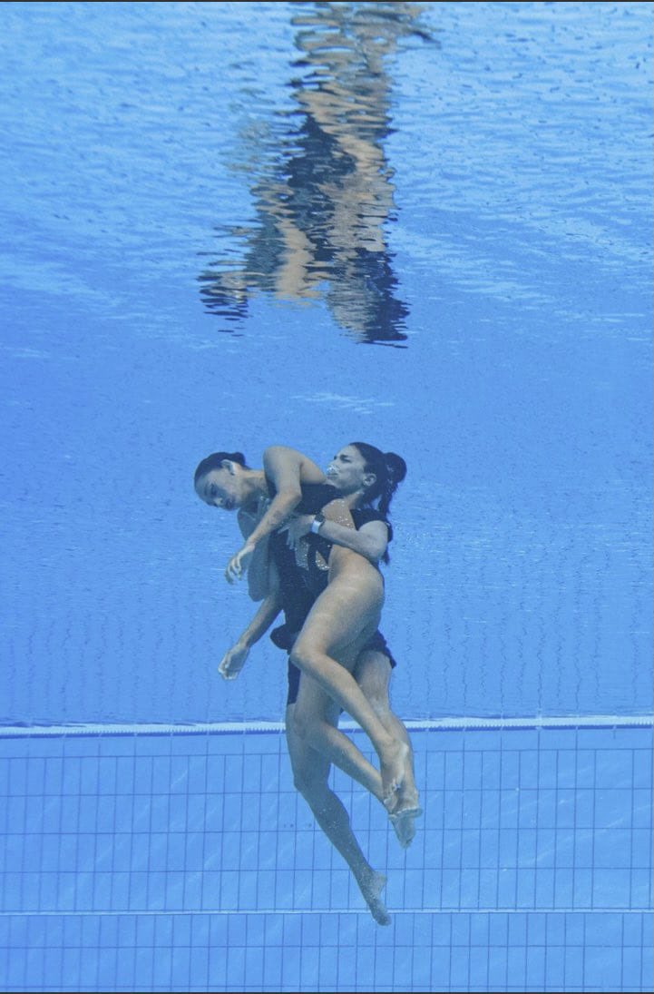 ¿Cómo fue la técnica de rescate que le salvó la vida de la nadadora Anita Álvarez?