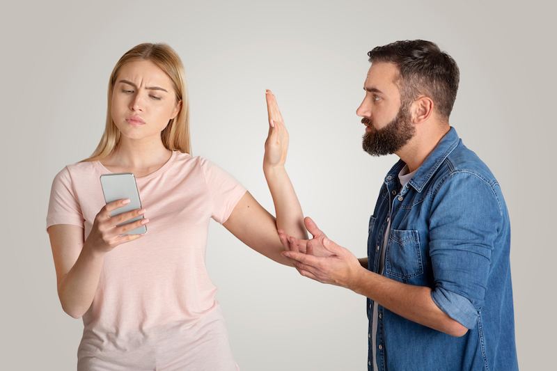 Tips para decirle a tu pareja que ya descubriste su infidelidad