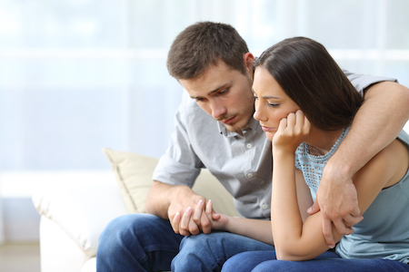 Hay algunas pistas de que tu pareja tiene ansiedad.